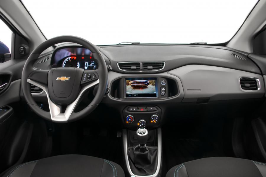 Торпедо Chevrolet Onix LT 2018 года  (фото 6 из 8)